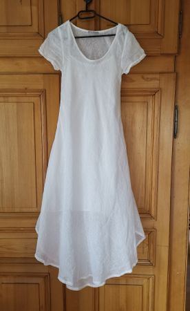 Nile Leinenkleid