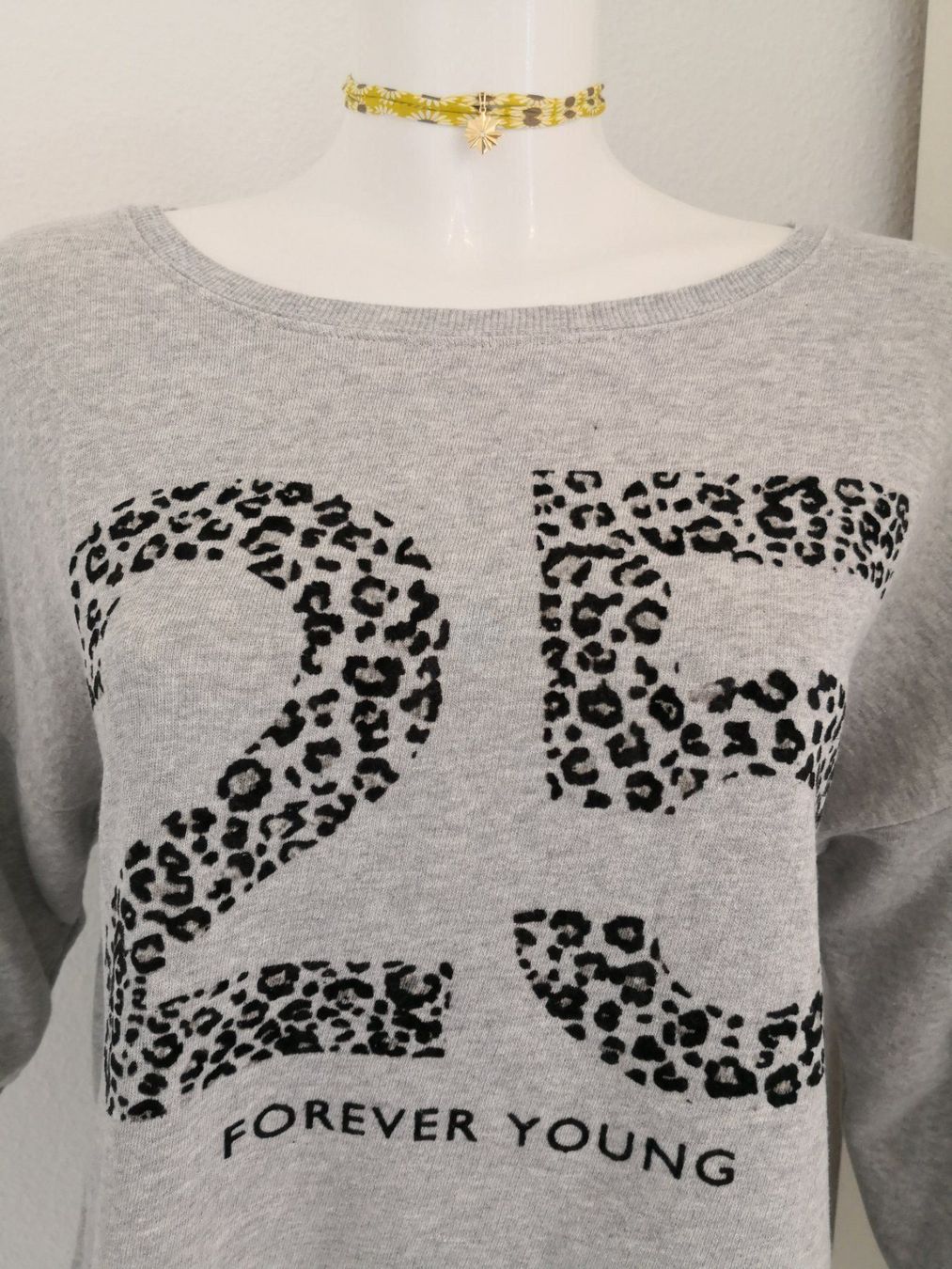 Mango Pullover & Sweatshirts: 🤩MANGO PULLOVER GRAU & LEO-DRUCK NEU & D&G P. – Neu (gemäss Beschreibung) aus Olten von Naja-Twins-Twins 2