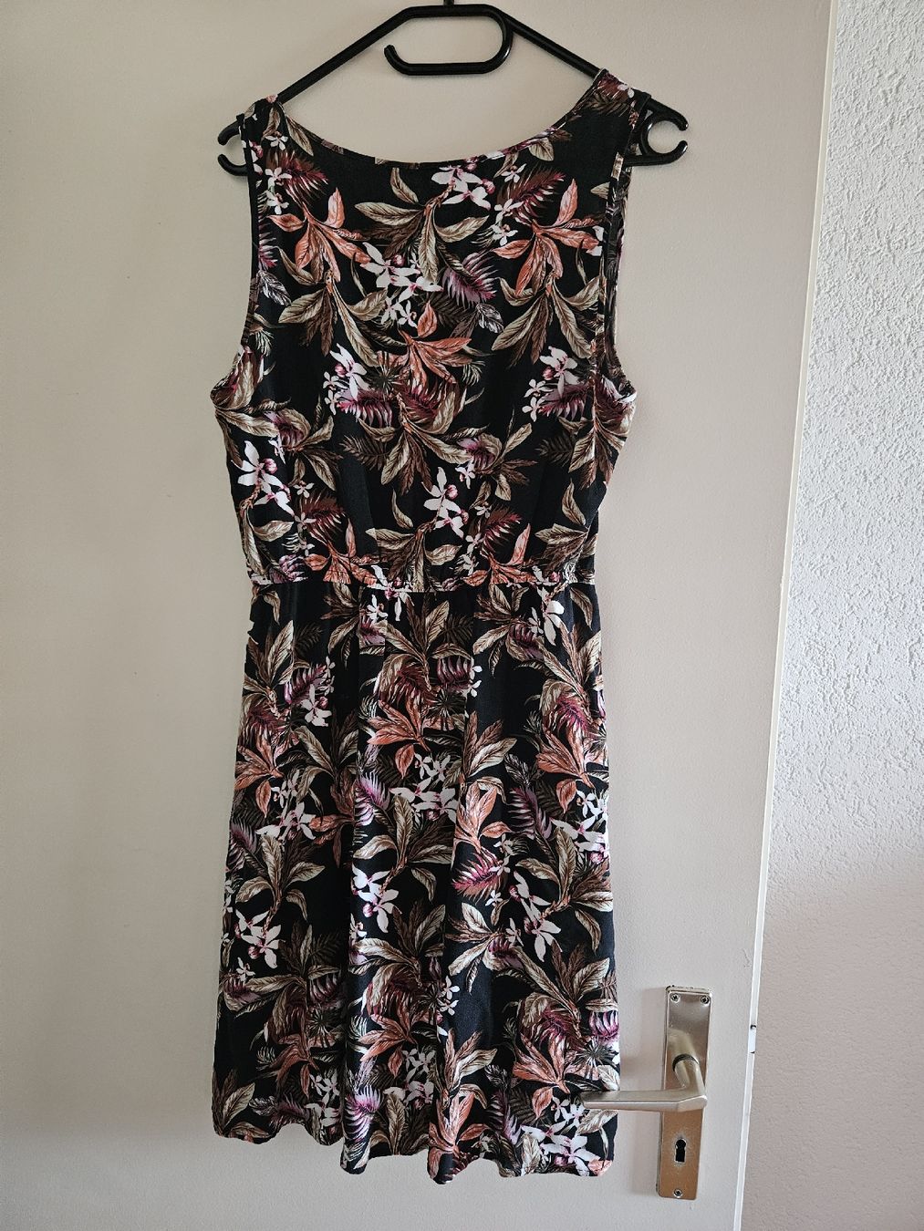 Only Vestiti: Robe courte – Usato da Fontenais venduto da zizatie 1