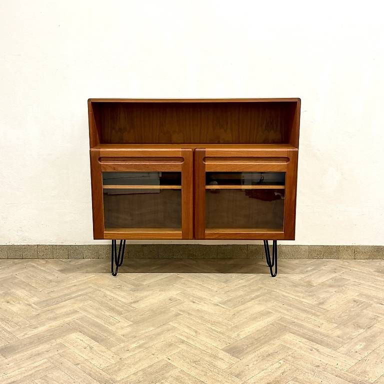 Cassettiere: Mid Century teak Highboard / Sideboard – Usato da basel venduto da vintory.ch