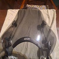 Parabrezza universale Givi
