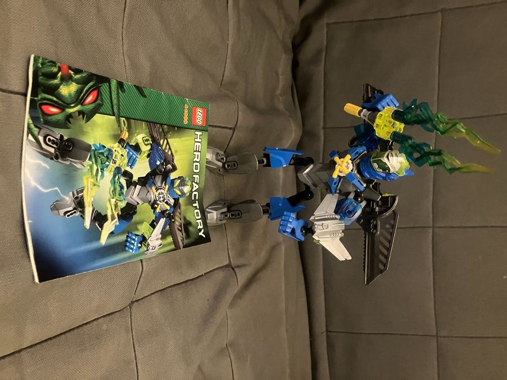 Lego Kombi HERO 44008 Surge + Ninjago 70500 Fire Mech | Kaufen auf Ricardo