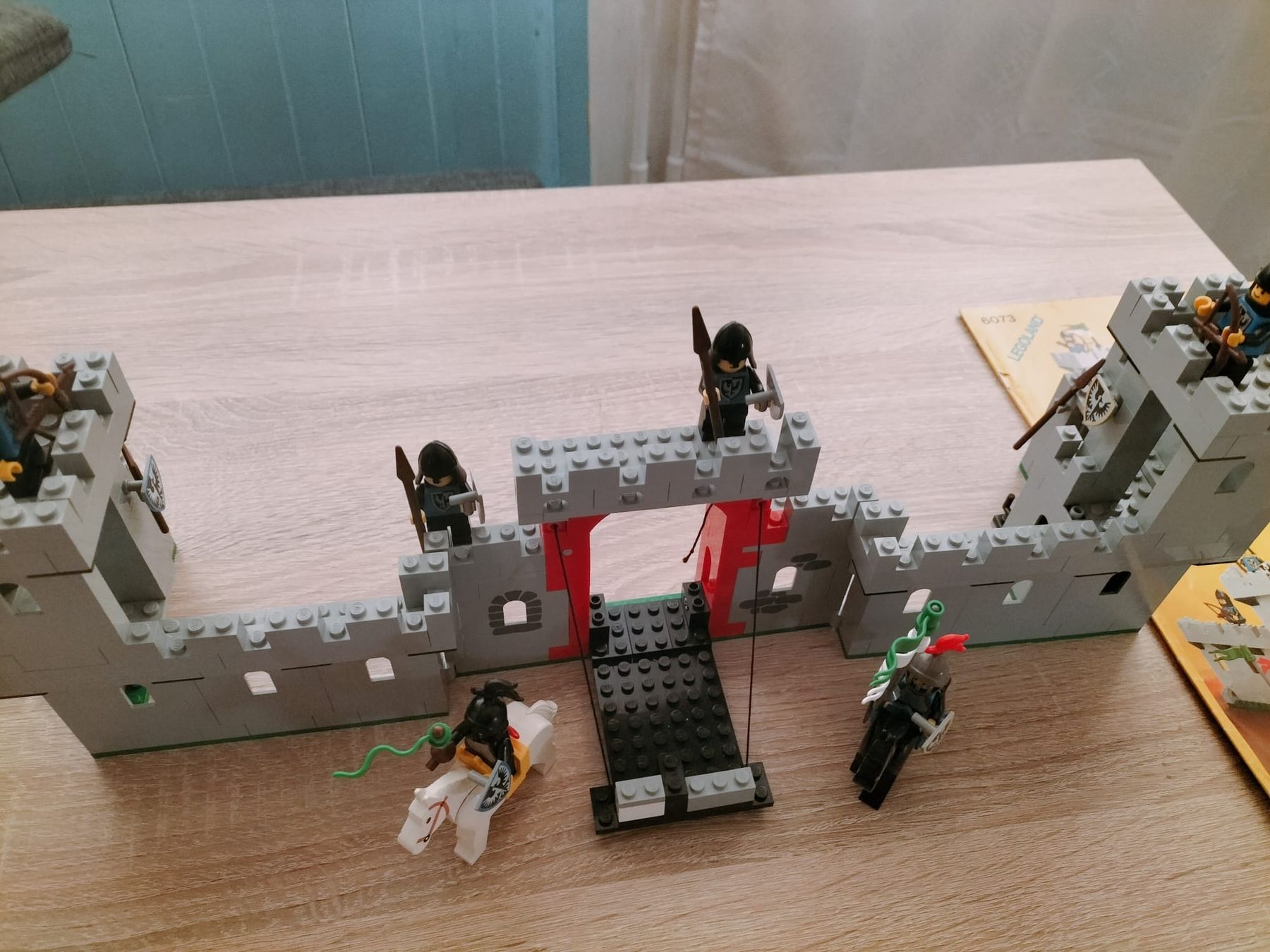 Lego Giocattoli: Lego Ritterburg – Usato da Langnau im Emmental venduto da Ramona910 2