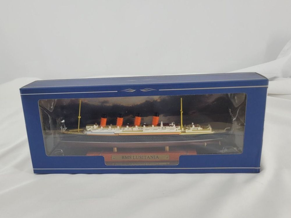 ATLAS RMS Lusitania navire de collection (Neu und originalverpackt) in ...