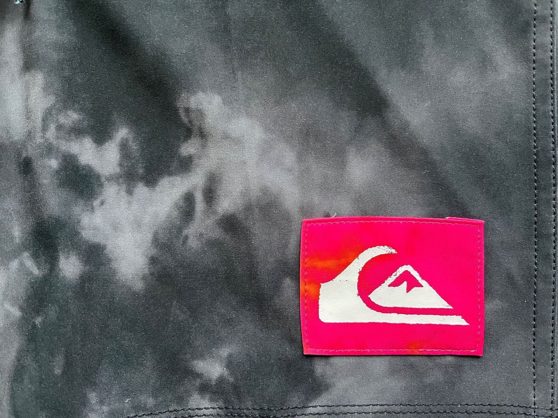 Quiksilver Costumi da bagno: Short de bain noir Quiksilver – Nuovo e nell'imballaggio originale da Court venduto da Style_ambre 1