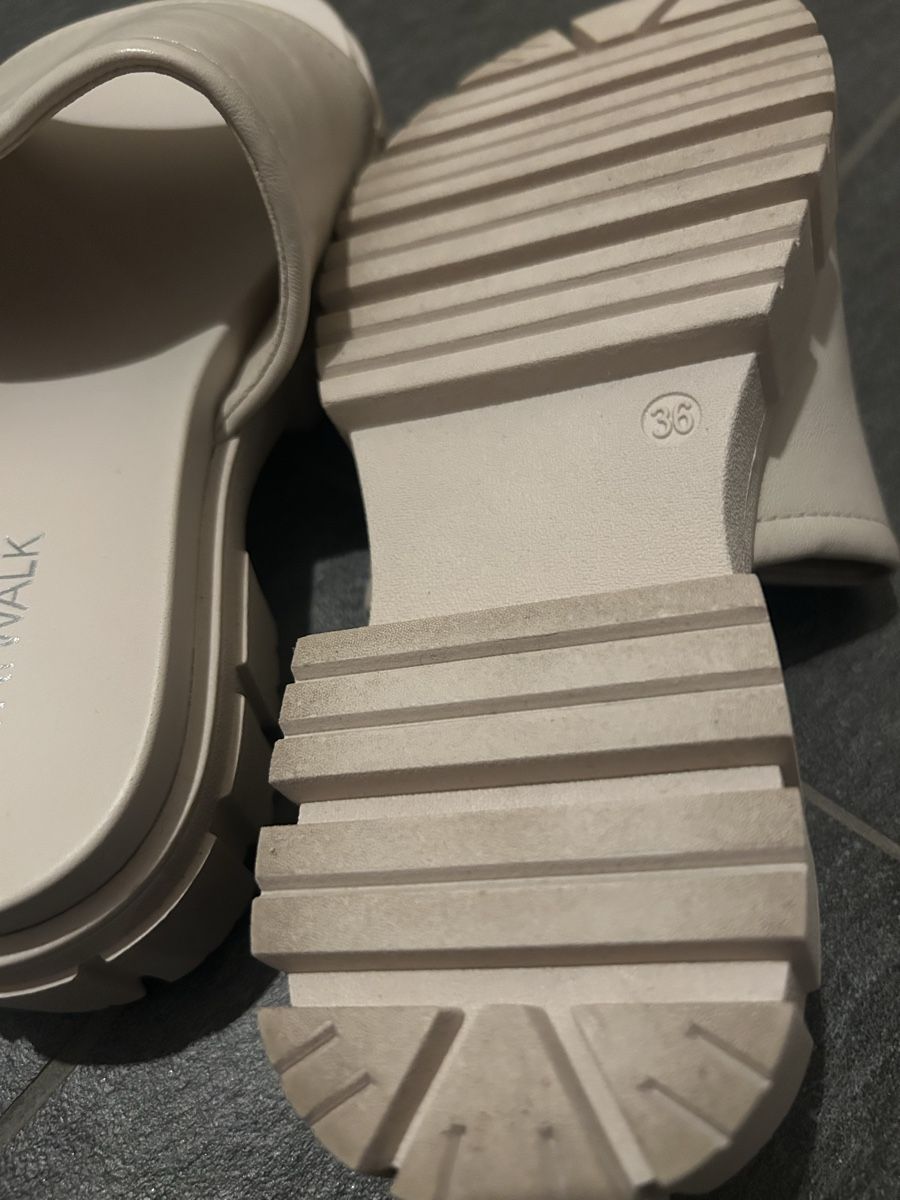 Dosenbach Scarpe da donna: Catwalk Plateau – Nuovo (secondo la descrizione) da Wädenswil venduto da moni_zh 1