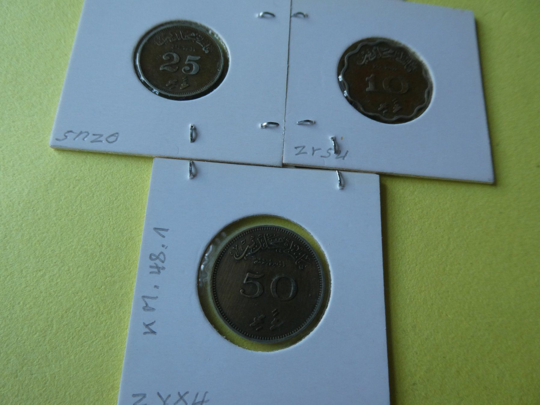 Tutti le monete: Malediven 1960   3  alte Münzen – Usato da Hinterforst venduto da Rohusri 1