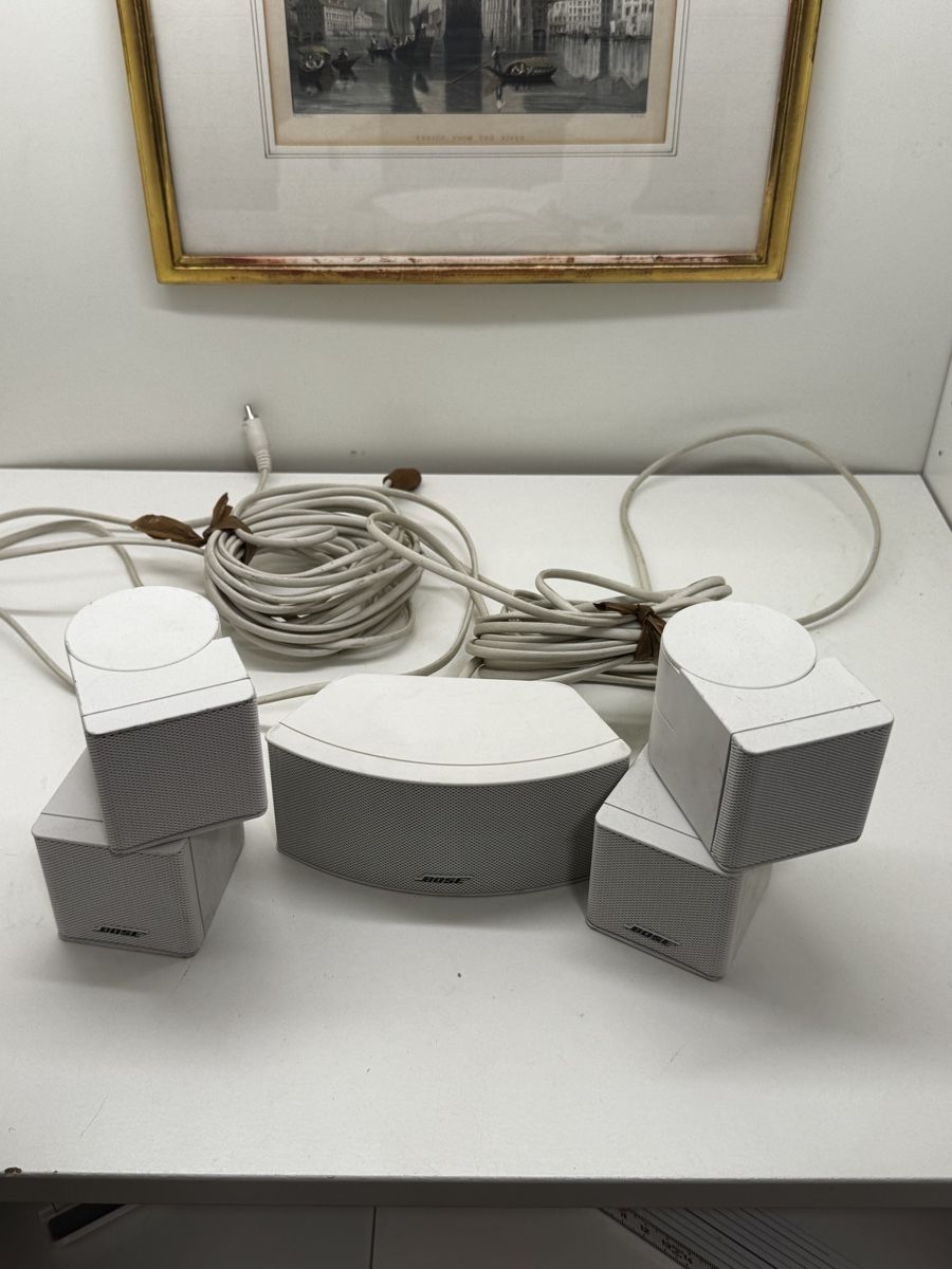 Casse acustiche: BOSE Lautsprecher weiss 3-teiliges Set gebraucht – Usato da Schlieren venduto da Eldi84 2