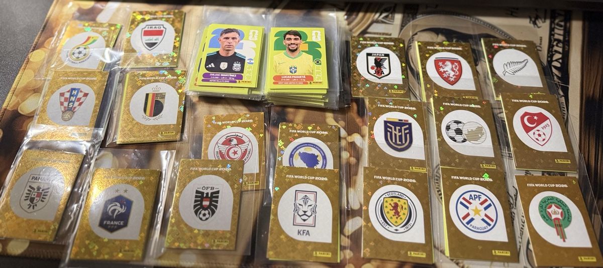 Panini Carte collezionabili: 300 Paninis WORLD Cup 2026  – Usato da Bellevue venduto da andrersousa