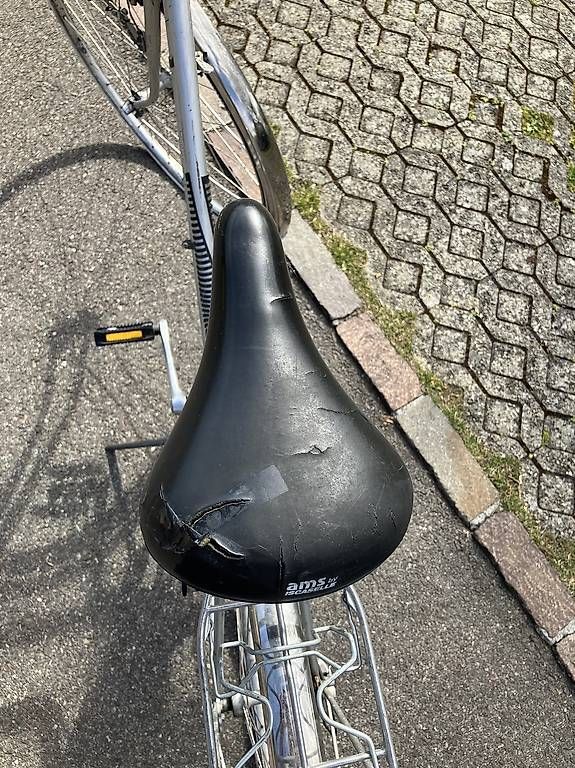 Biciclette: Damenvelo – Usato da Küttigen venduto da meye6 3