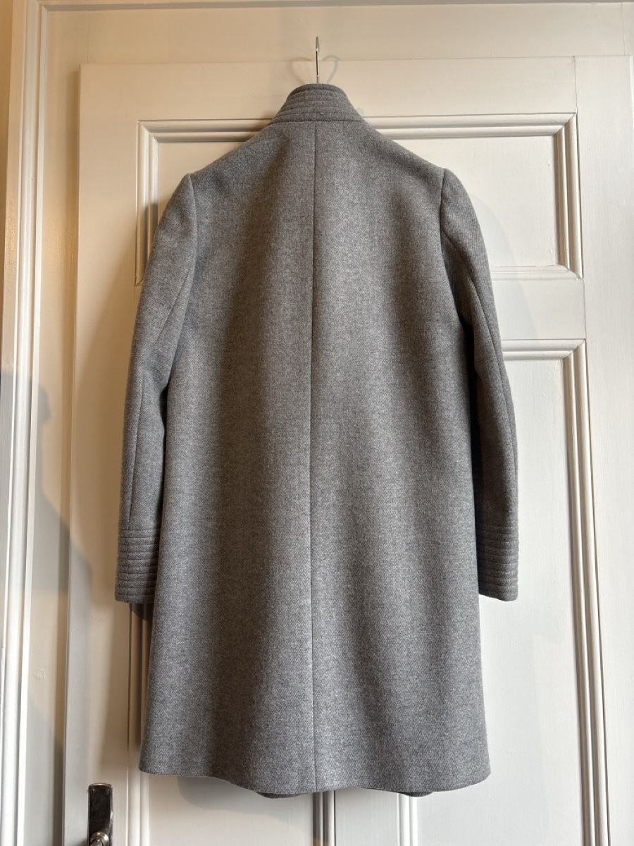Fay Cappotti: Cappotto Grigio Fay XS – Usato da Lugano venduto da ELE2NDHANDSHOP 1