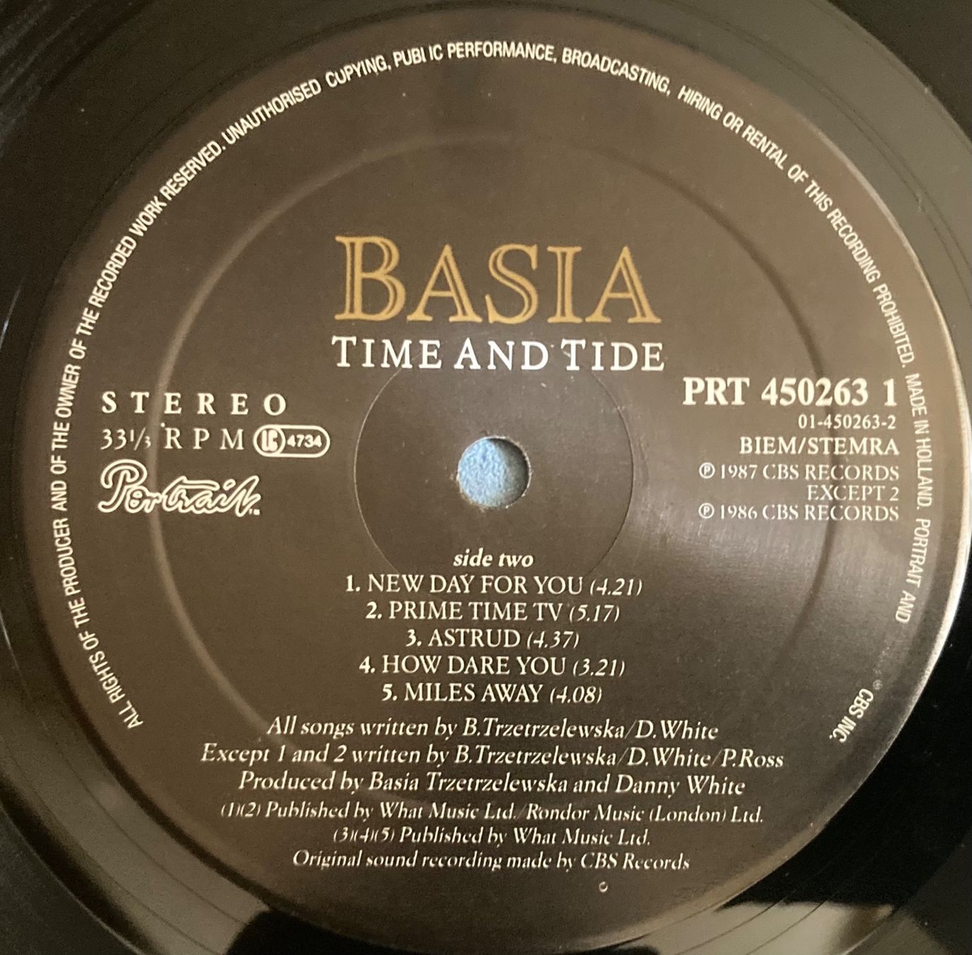 Vinyles: BASIA - TIME AND TIDE – D'occasion à Poliez-Pittet par Newtown-Records 2