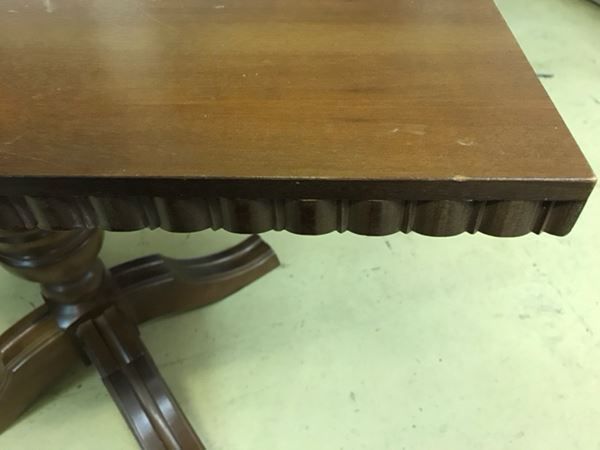 Tables: Salontisch Massivholz – D'occasion à Münchenstein par Eclipse6 6
