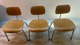 3 Vintage-Designstühle – vermutlich Egon Eiermann SE 68 / Wi