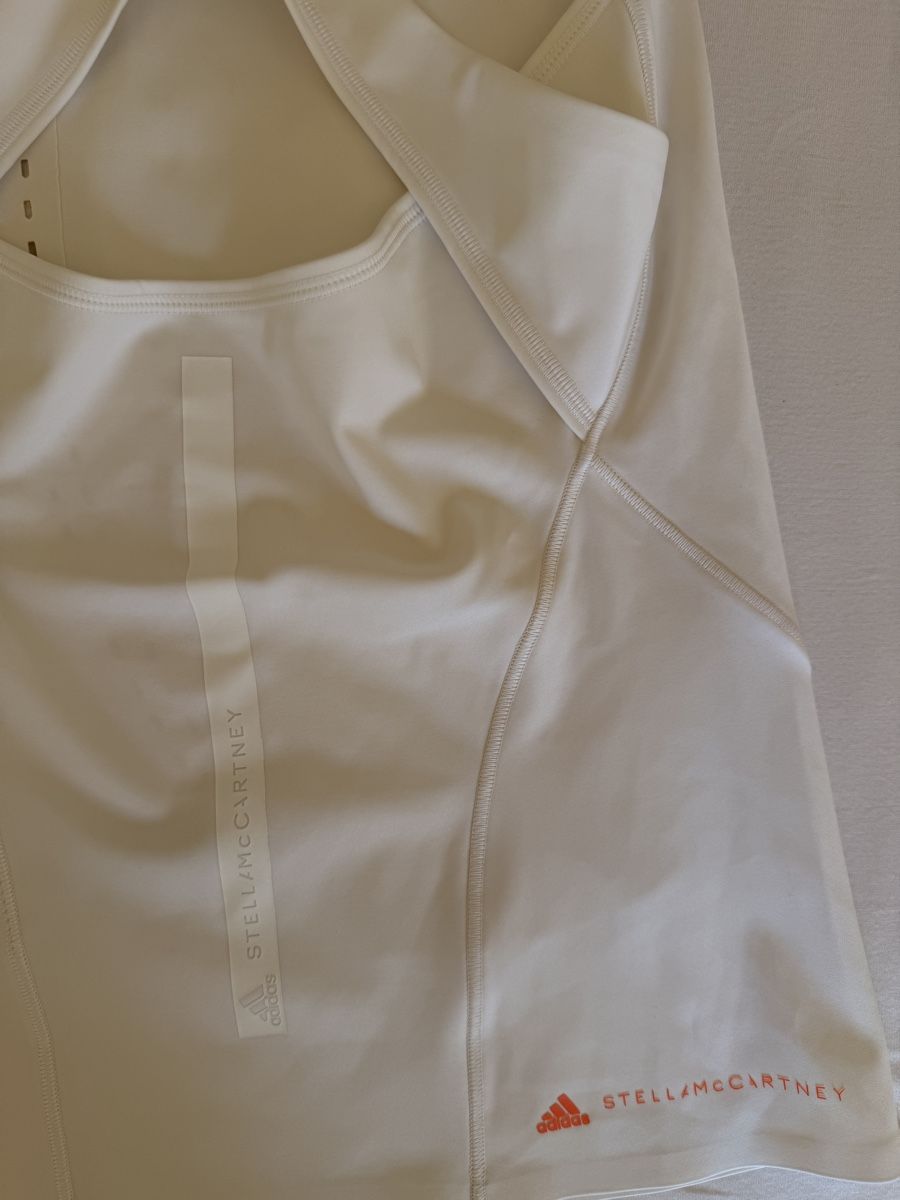 Stella McCartney Top: Stella Mccartney Top – Nuovo (secondo la descrizione) da Basel venduto da luc_tld6 3