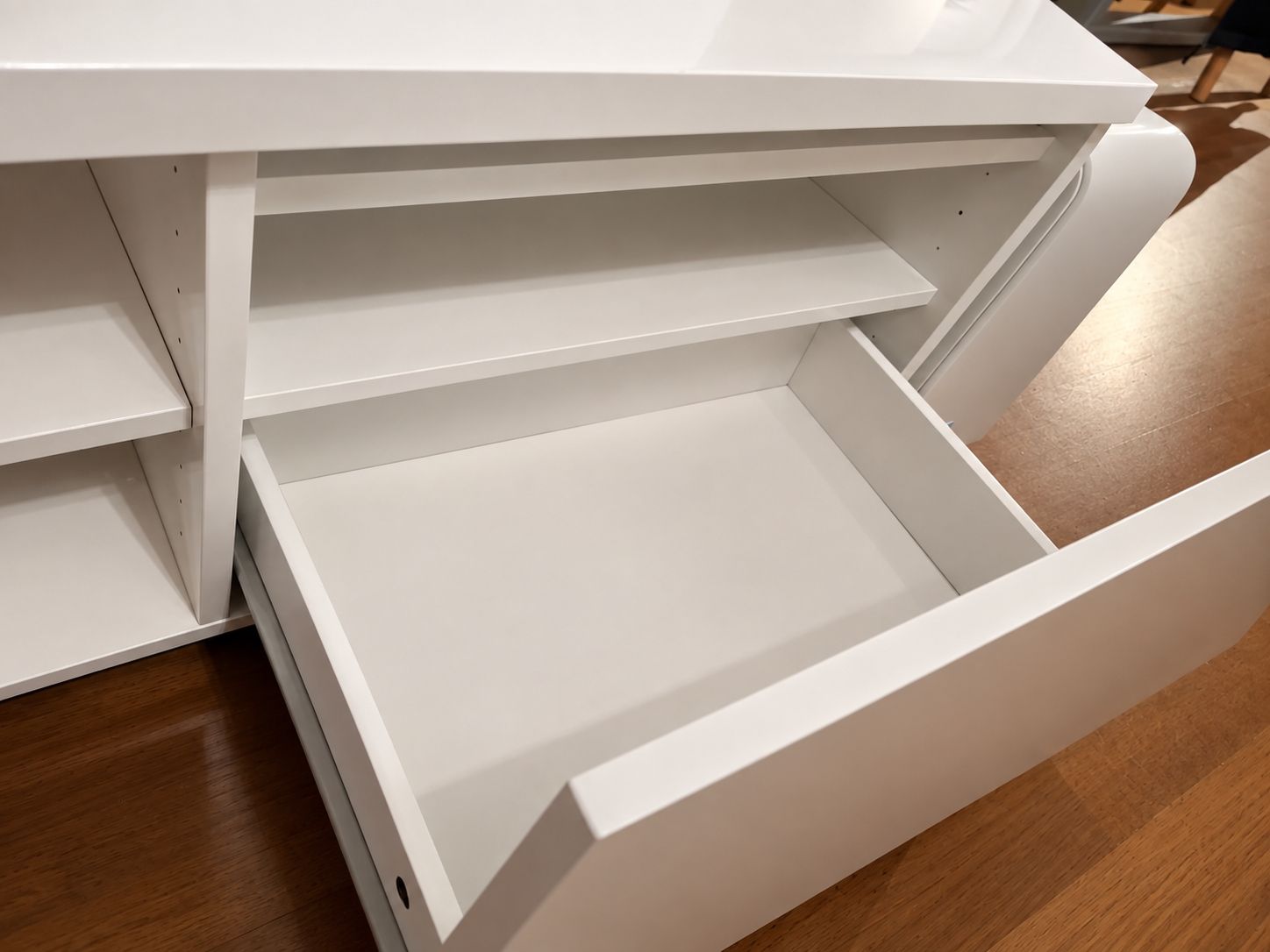 Ikea Meubles TV: IKEA BYAS Möbel weiss – D'occasion à Oberentfelden par lis_hau 2