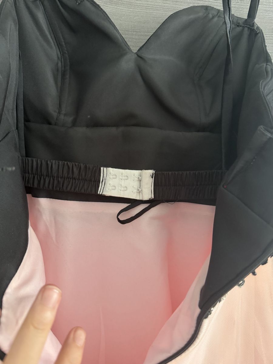 Vestiti: Abendkleid mit Tüll – Usato da Solothurn venduto da nad_y9cd 2
