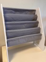 Bücherregal