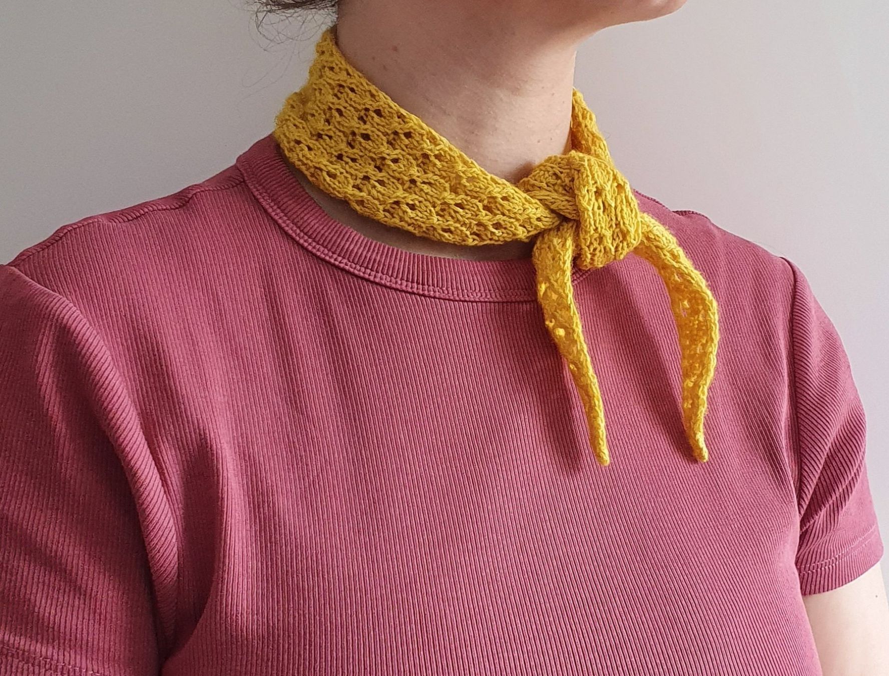 Foulard & Sciarpe: Mini scarf, Strickschal, Handgestrickt, Unikat, Geschenk – Nuovo e nell'imballaggio originale da Neunkirch venduto da Sandramay 4