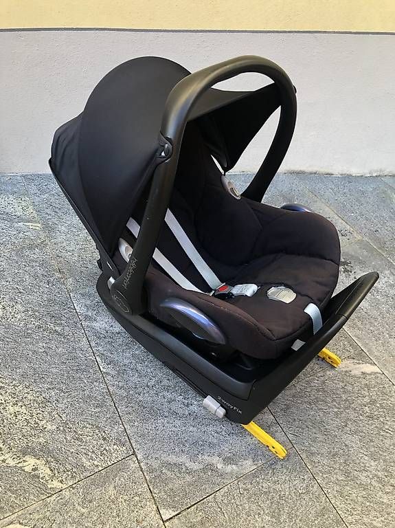 Maxi-Cosi Auto-Kindersitze: Seggiolino MAXI-COSI con base ISOFIX – Gebraucht aus Rivera von lor_p69f 1