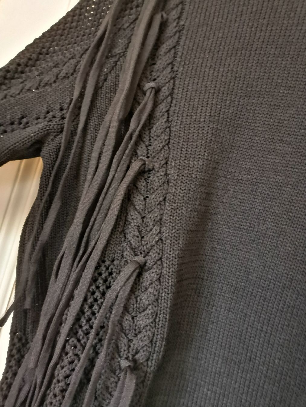 Mankind Pullover & Sweatshirts: 7 for all mankind, Open wave fringe Sweater  – Gebraucht aus Uerikon von pink_flamingo 4