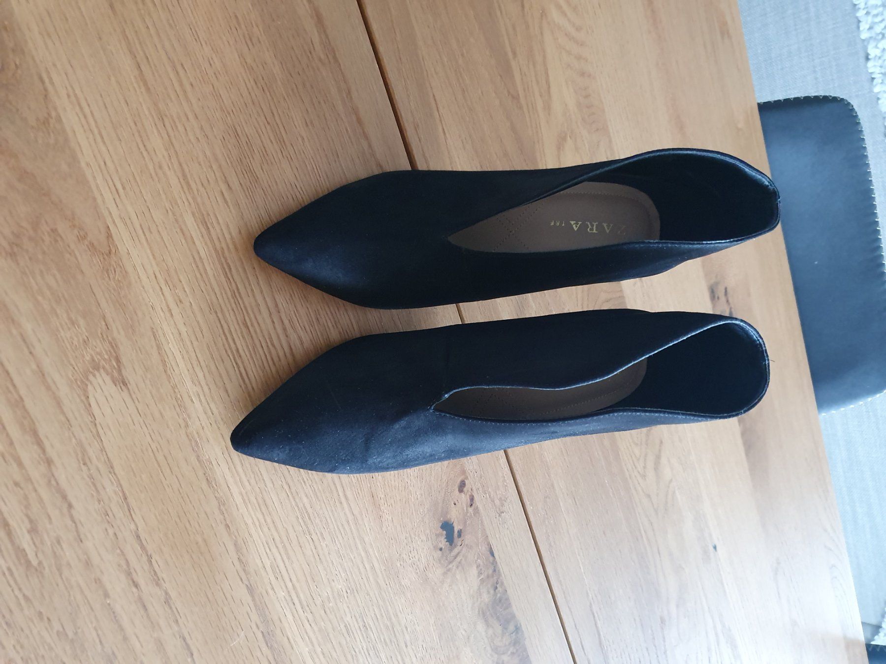 Zara Scarpe da donna: bottines Zara en daim chic élégant – Nuovo (secondo la descrizione) da Cheseaux sur Lausanne venduto da pan_skd5 5