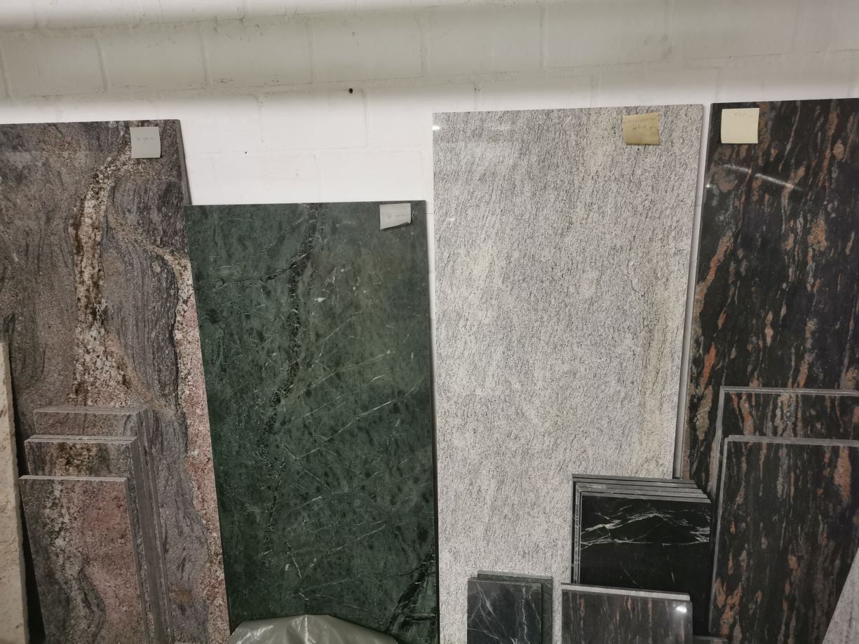 Piatti di portata: RESTPLATTEN Granit Marmor 150x60x2 cm BODENPLATTEN 30 cm – Nuovo (secondo la descrizione) da Thalwil venduto da Qualitaetdesign 2