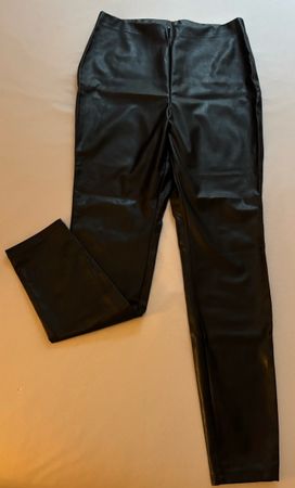 Schwarze Kunstleder Leggings, H&M, Gr. M!