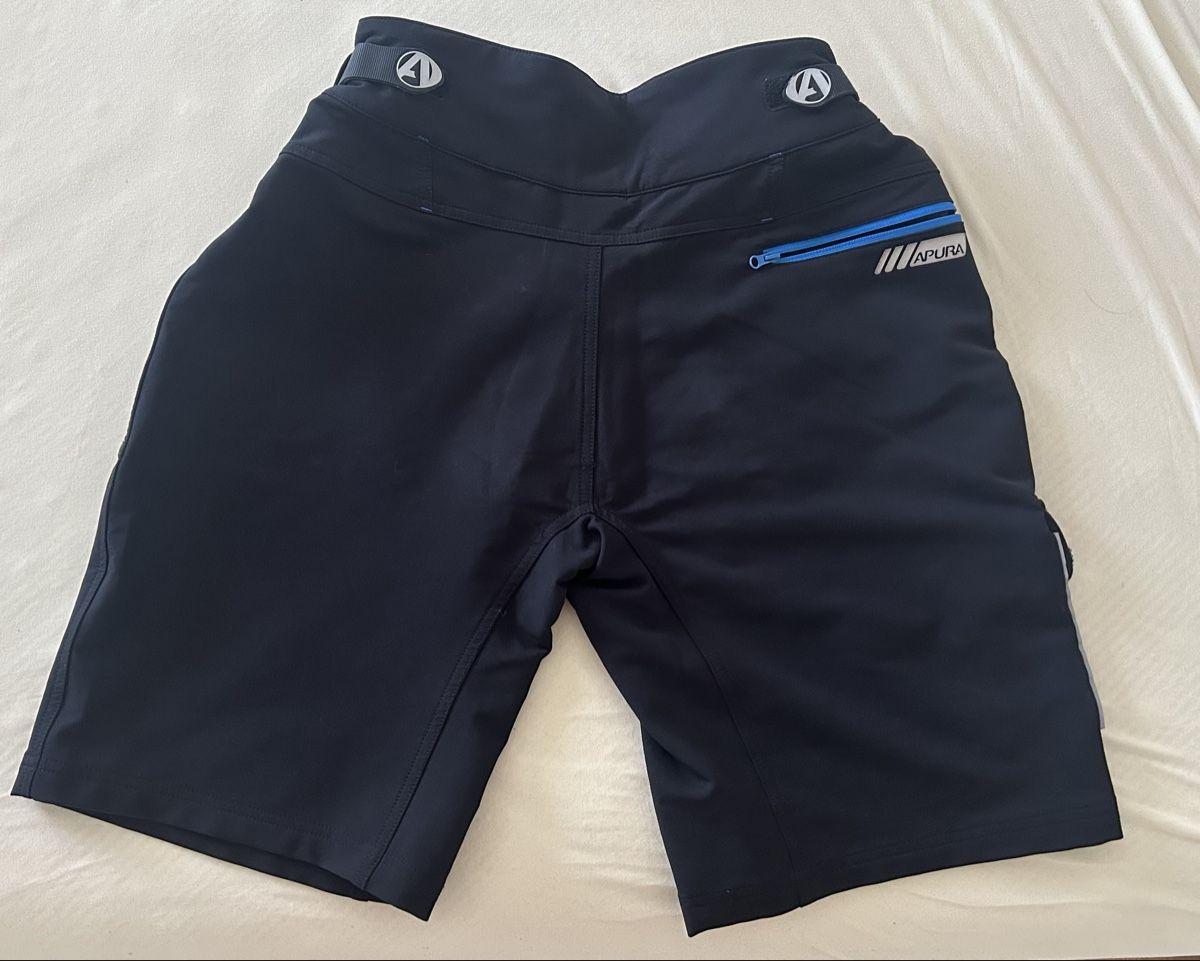 Pantaloni: Apura MTB Hose – Usato da Bettwiesen venduto da KK_1 1