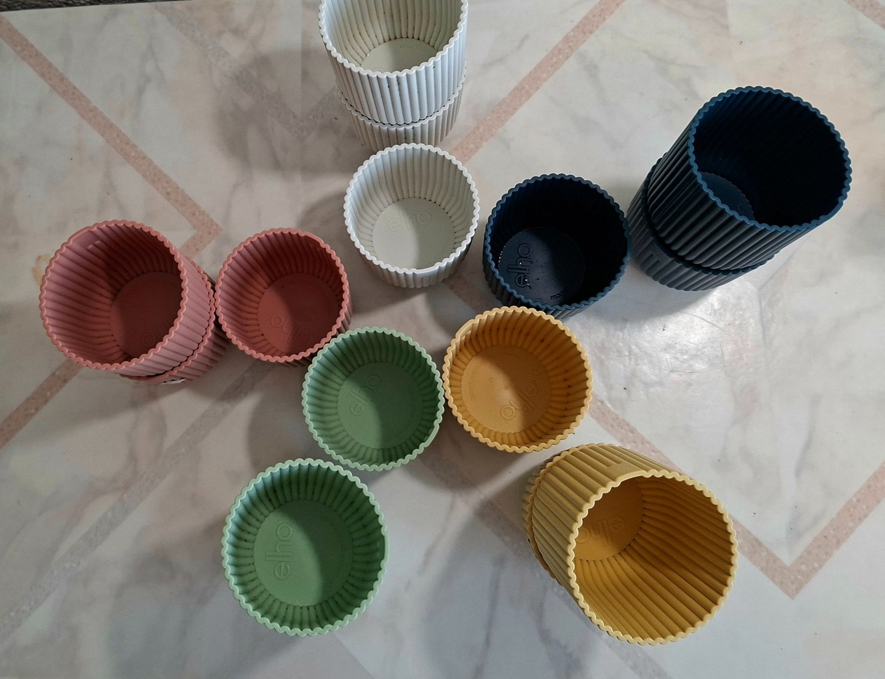 Vasi per fiori: Blumentöpfli, "vibes fold"  elho rund mini 7 cm, div. Farben – Nuovo (secondo la descrizione) da Fislisbach venduto da Amazoenchen 2
