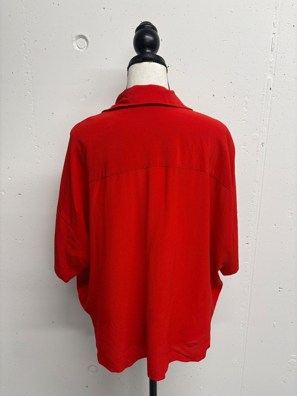 Etro Camicette: Etro oversize Seidenbluse rot Gr. 34-40 Kurzarm – Usato da Regensdorf venduto da secondchancefashion 6