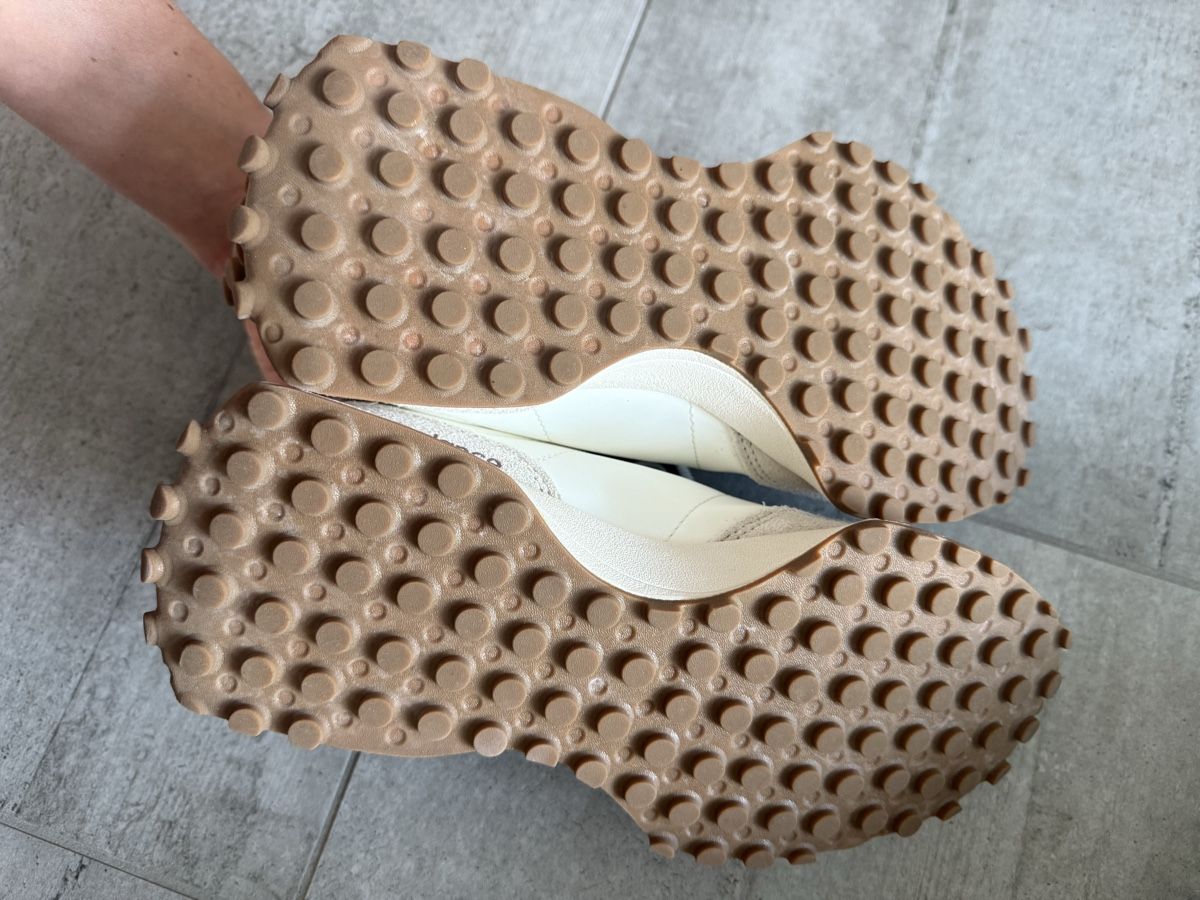 New Balance Chaussures femmes: New Balance Sneaker WS 327 – Neuf (Voir description) à Urdorf par itsannina 3