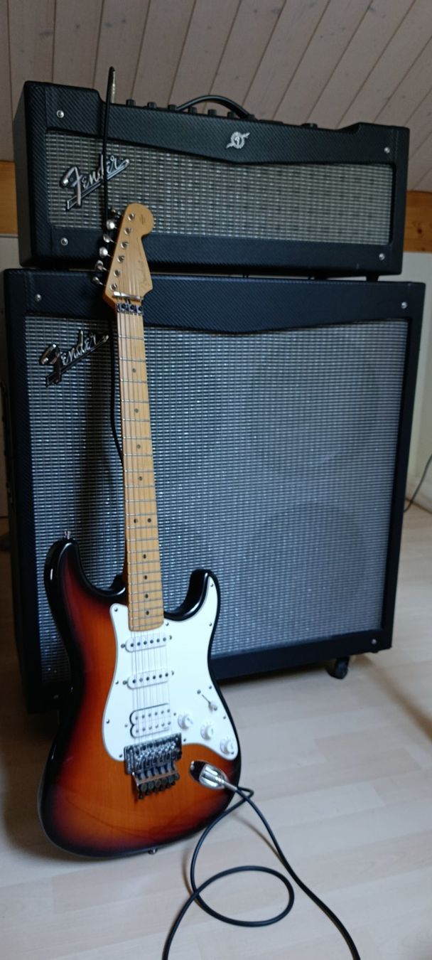 Fender Strumenti musicali: Fender stratocaster Floyd Rose USA 1992 + ampli Fender – Usato da Contra venduto da dan_f5cy 6