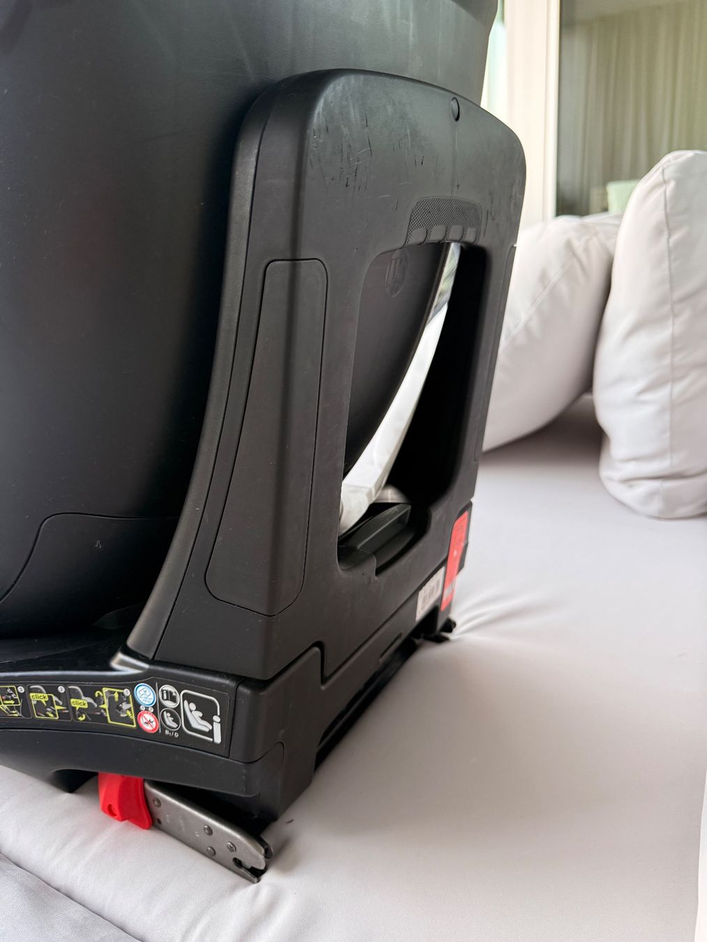 Britax Römer Sièges auto: Britax Römer Autokindersitz Dualfix M i-Size – D'occasion à Zürich par MaryPotter 7