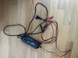 Auto Motorrad Ladegerät Batterieladegerät 6/12V
