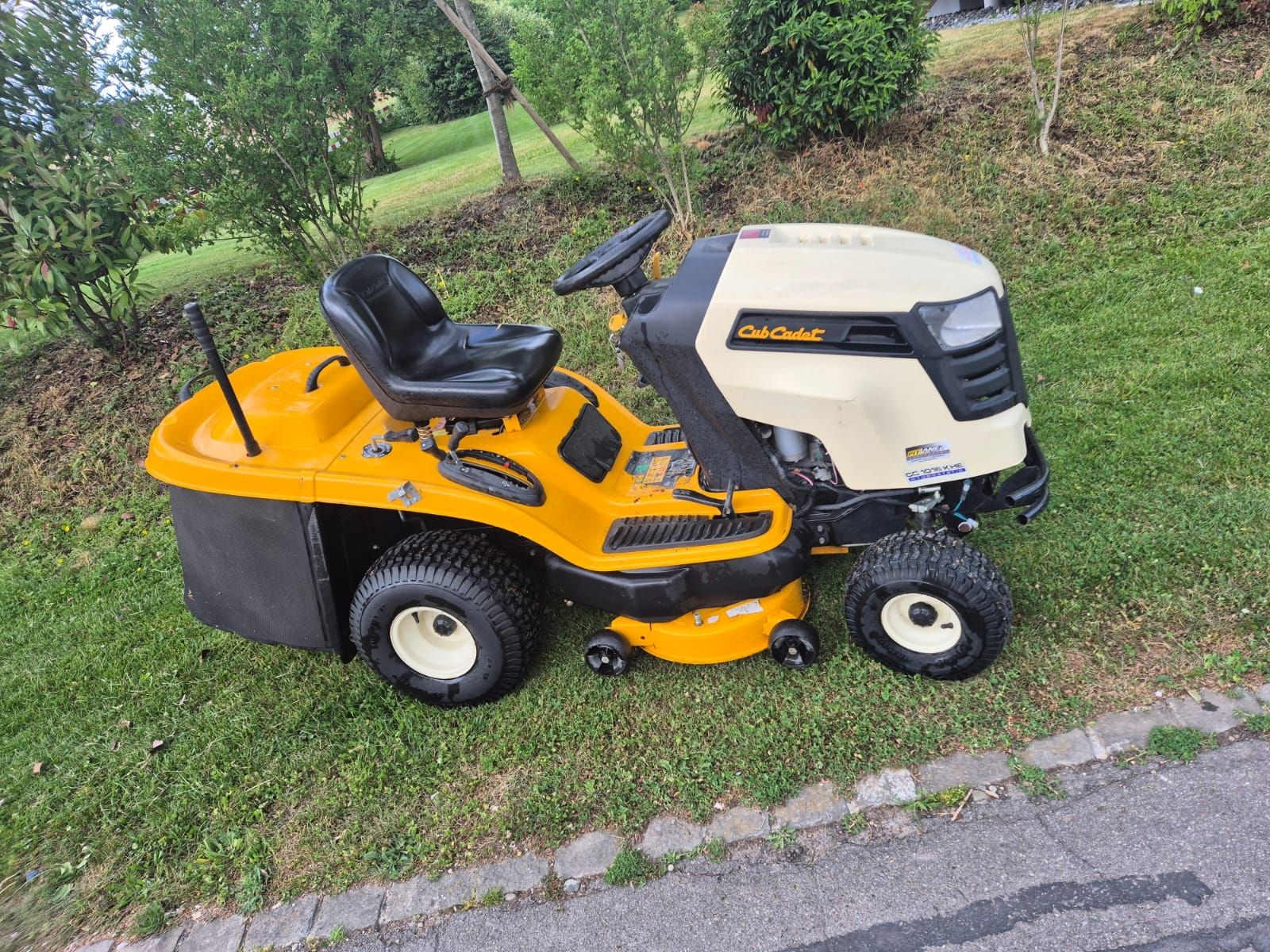 Mtd Tagliaerba: Rasenmäher Cub Cadet 1016 – Usato da Niederhasli venduto da Bully10 5