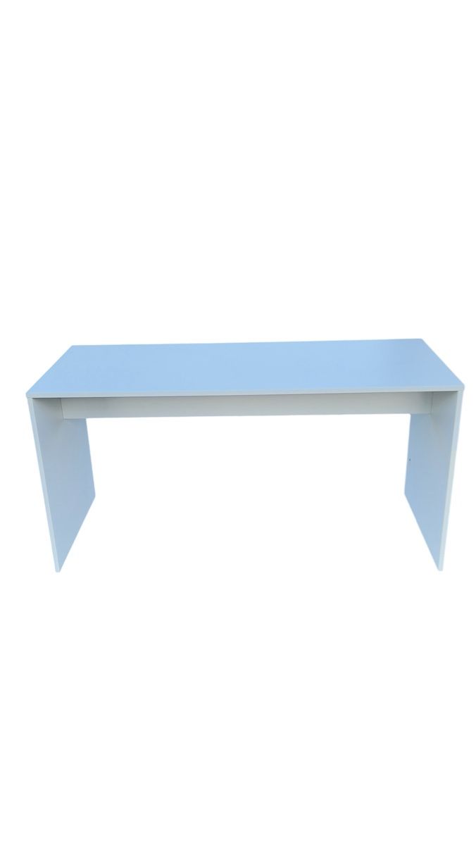 Schreibtische: Schreibtisch – Gebraucht aus Madiswil von SWISS_49.B 1