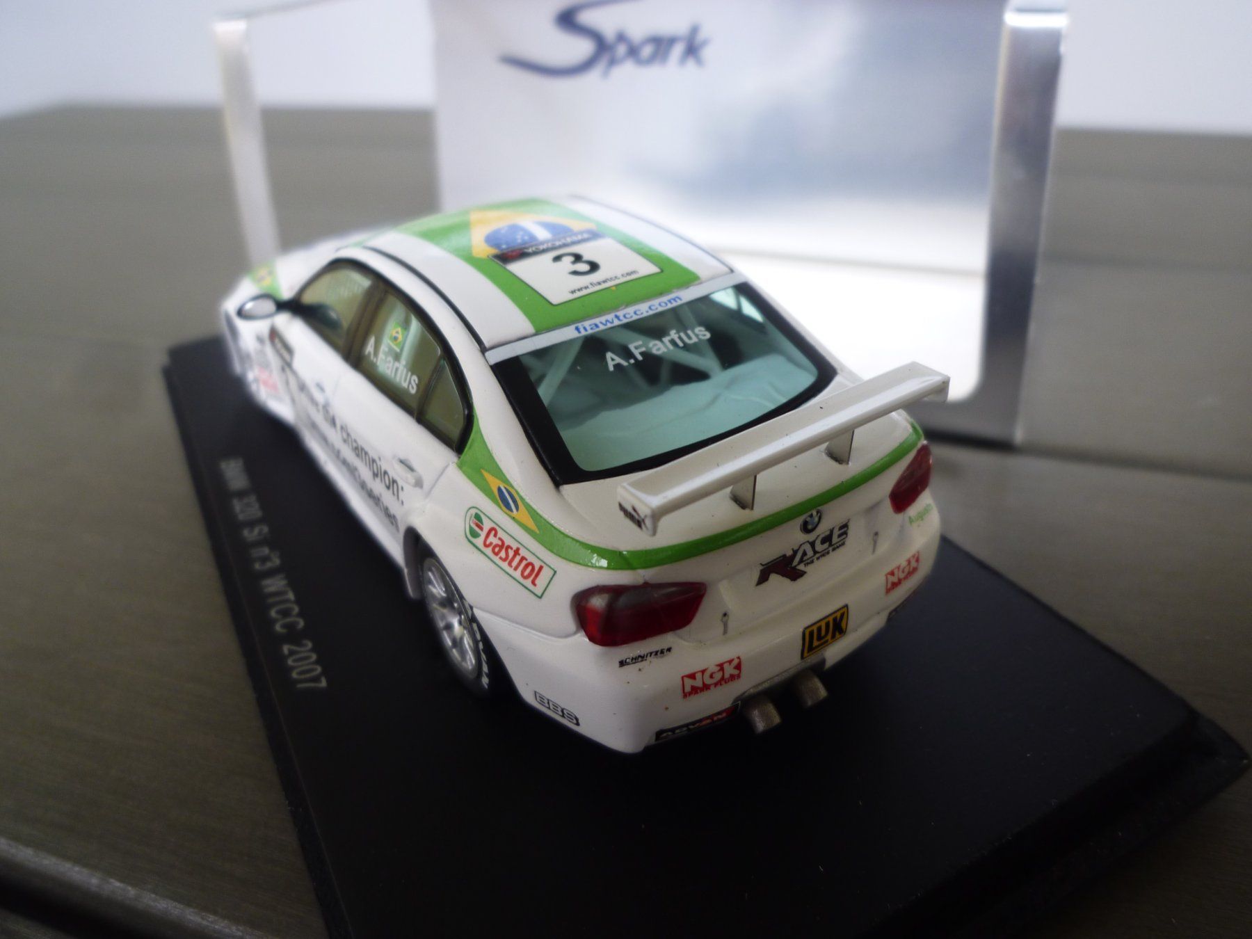 BMW Modellini d'auto: BMW 320 Si (WTCC 2007) – Nuovo e nell'imballaggio originale da Flawil venduto da Imperiosud 3