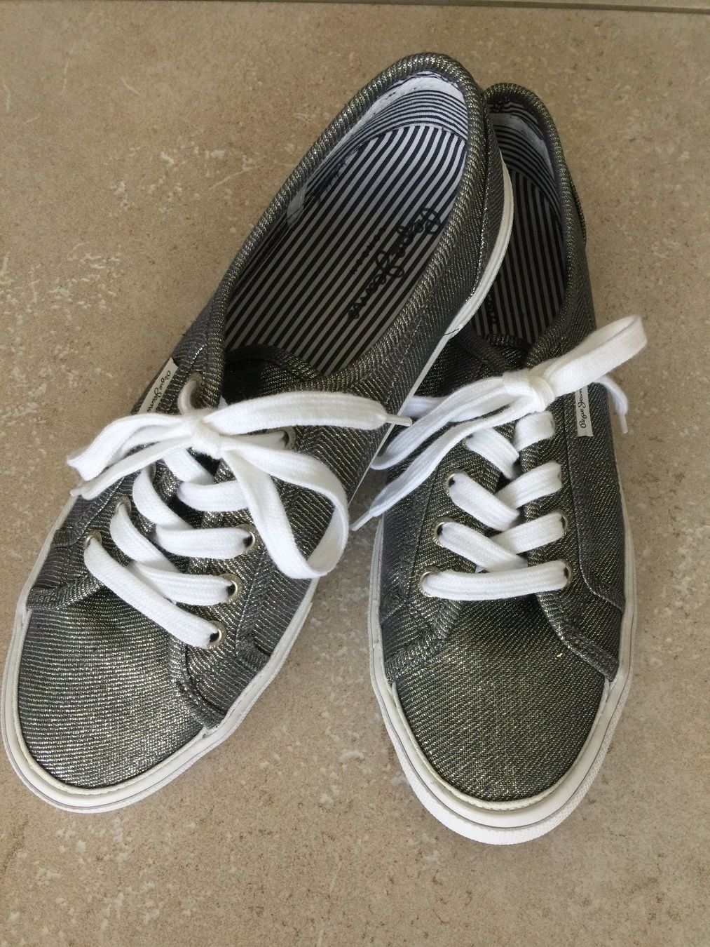 Pepe Jeans Scarpe da donna: Baskets Pepe Jeans/ 41 – Usato da Bramois venduto da Sirwoltesee