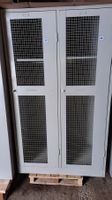Blech Schrank Kleider Wohnung Garderobe