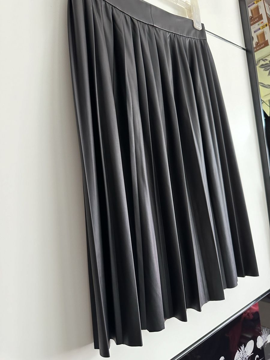 Zara Röcke: Zara Damen Rock Neu Gr/S – Neu (gemäss Beschreibung) aus Basel von Ivana_4