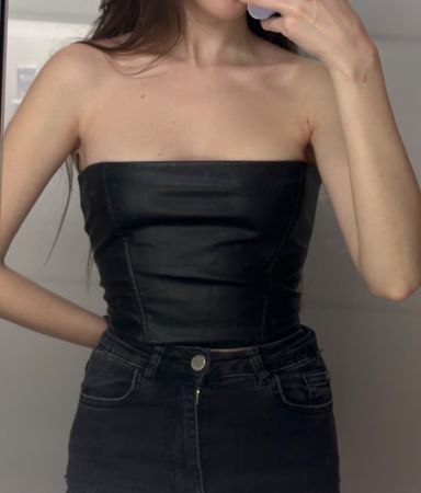 Leder-Top von Zara