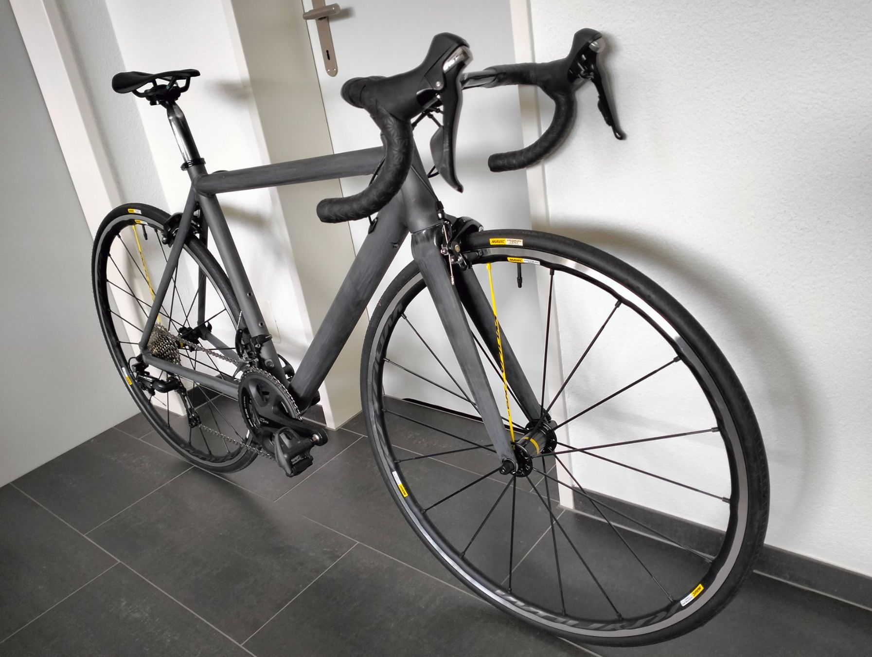 Vélos: Rennrad Rahmen mit Shimano Komponenten – D'occasion à Uster par KarlZH 5