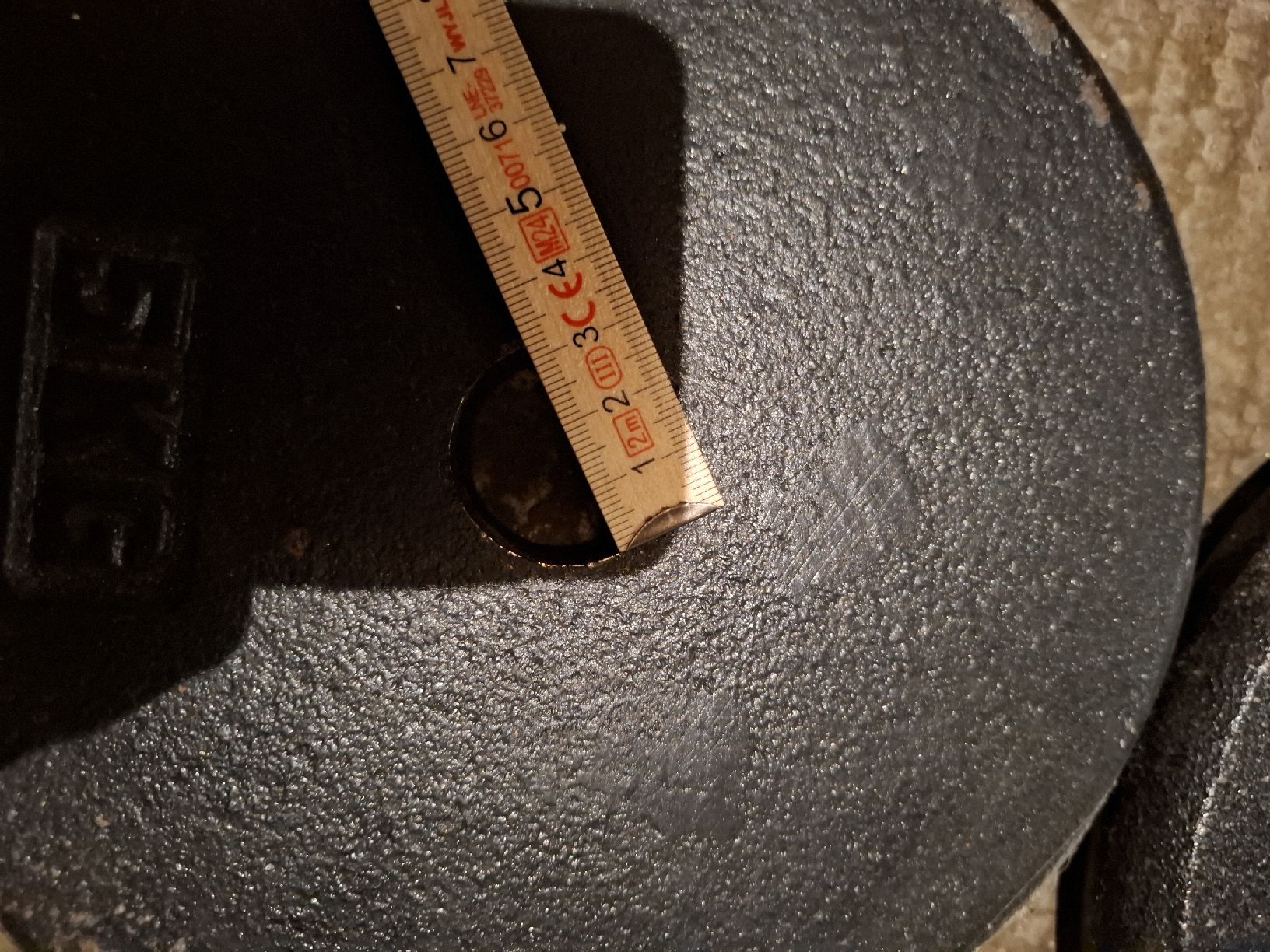 Manubri & Pesi: Disques en Fonte Total 35kg – Usato da Le Locle venduto da Maria.222 4