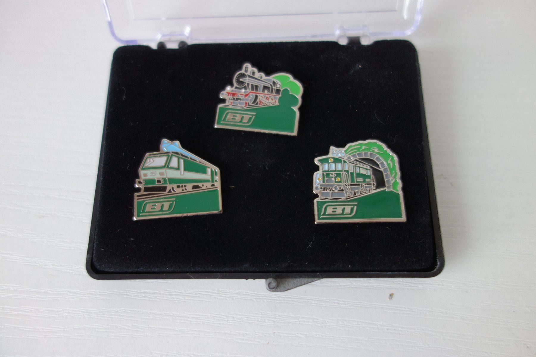Modellini di ferrovie: BT Bahn 3er Set Lokpin – Nuovo e nell'imballaggio originale da Schachen b Herisau venduto da Locophon 1
