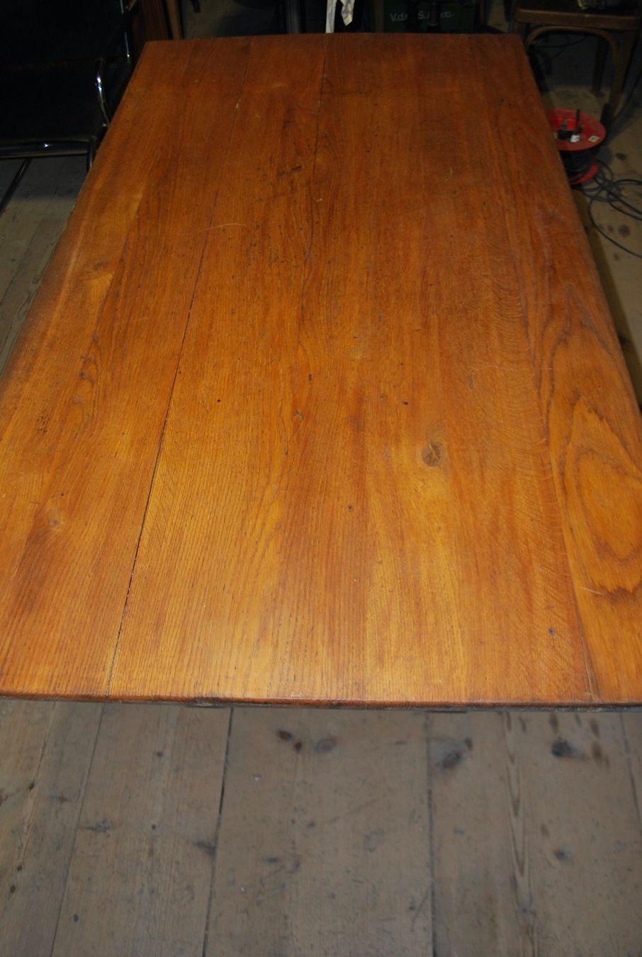 Tische: Tisch mit Gussfüssen 159x88cm Eiche – Gebraucht aus Gebenstorf von suroh 2