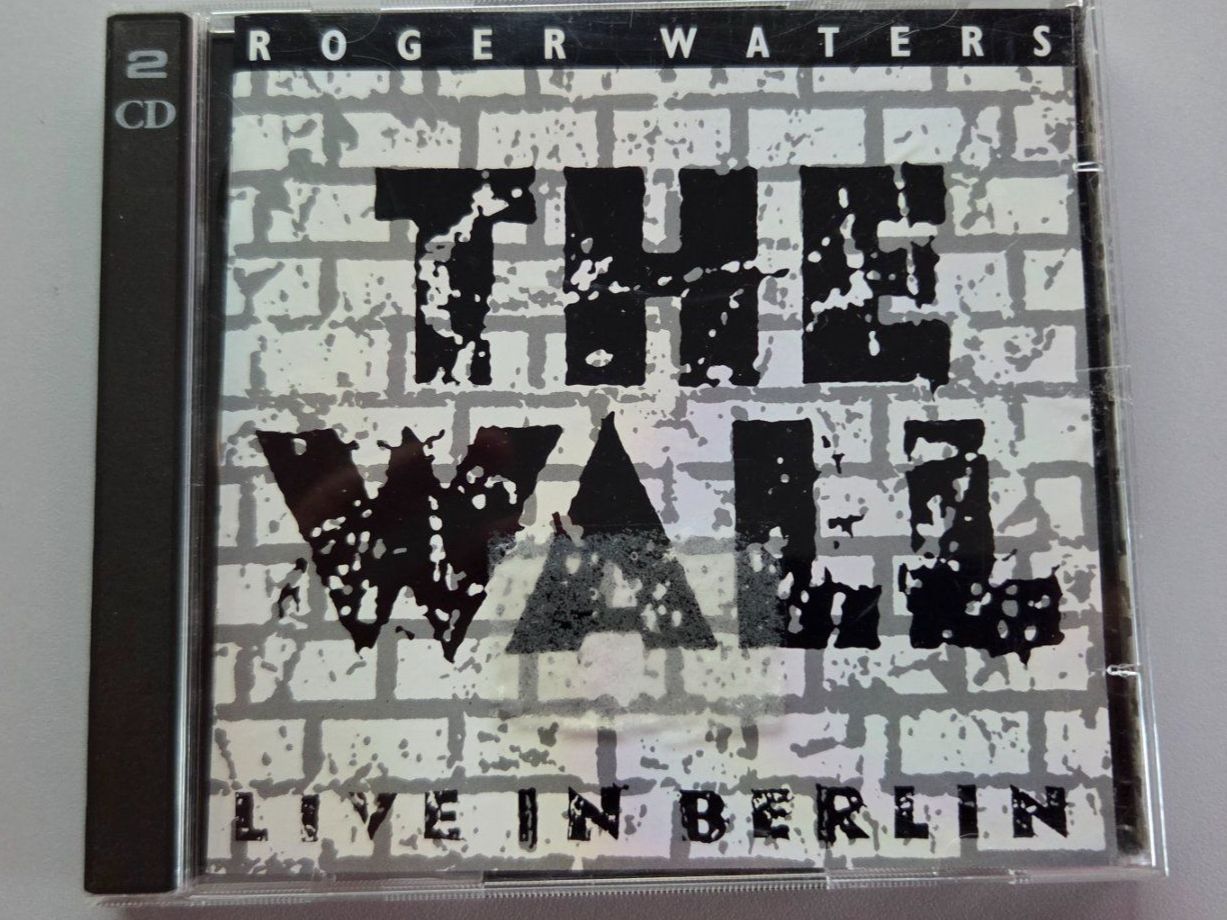 CD: DCD Roger Waters - The Wall Live in Berlin (2CDs) – Usato da Schaffhausen venduto da Kellerrassel