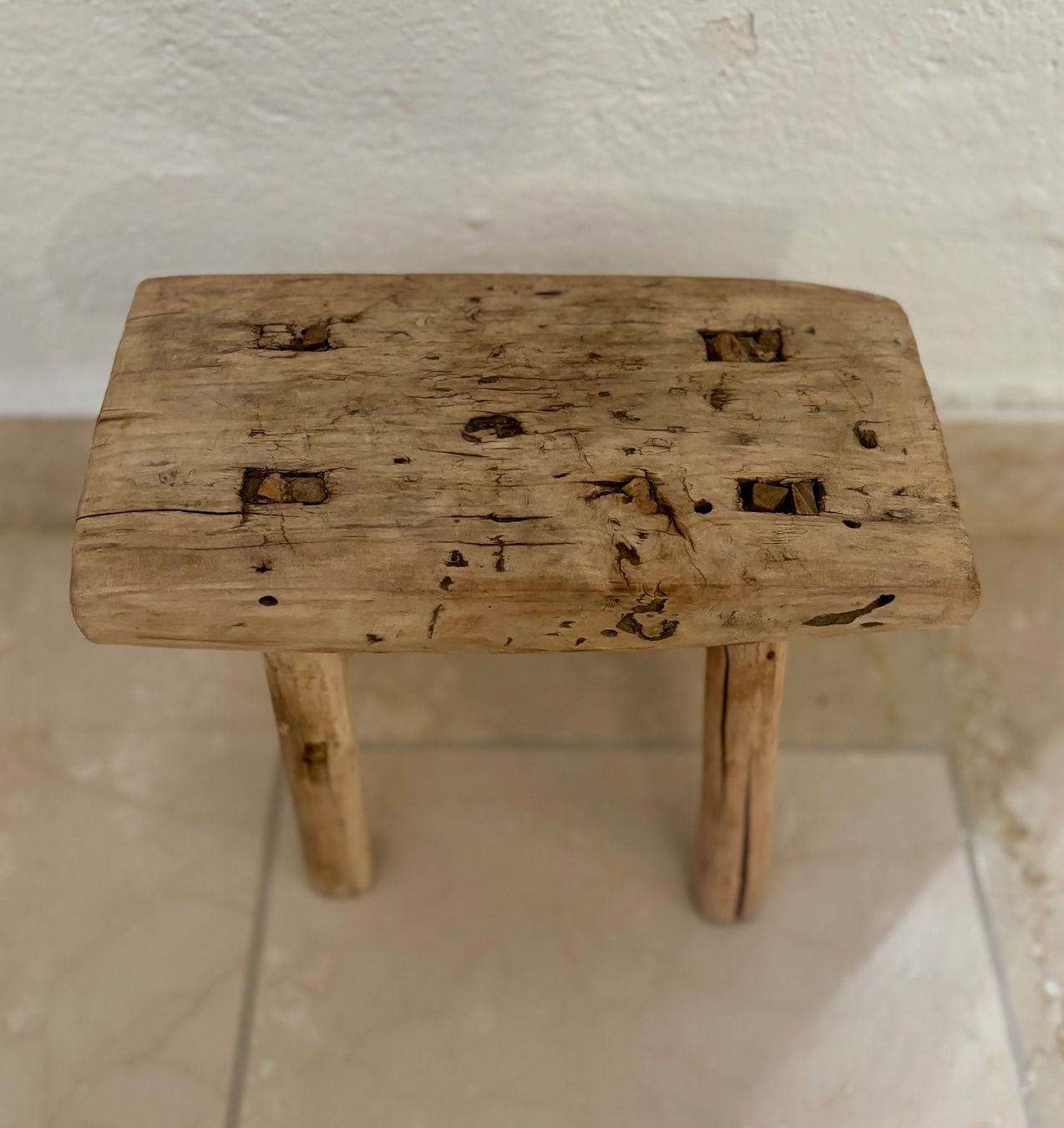 Sgabelli: Asiatischer alter kleiner Hocker – Usato da Richterswil venduto da 0207lifestyle 2
