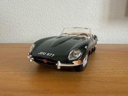 Jaguar - E Type - 1961 - Bburago 1/18