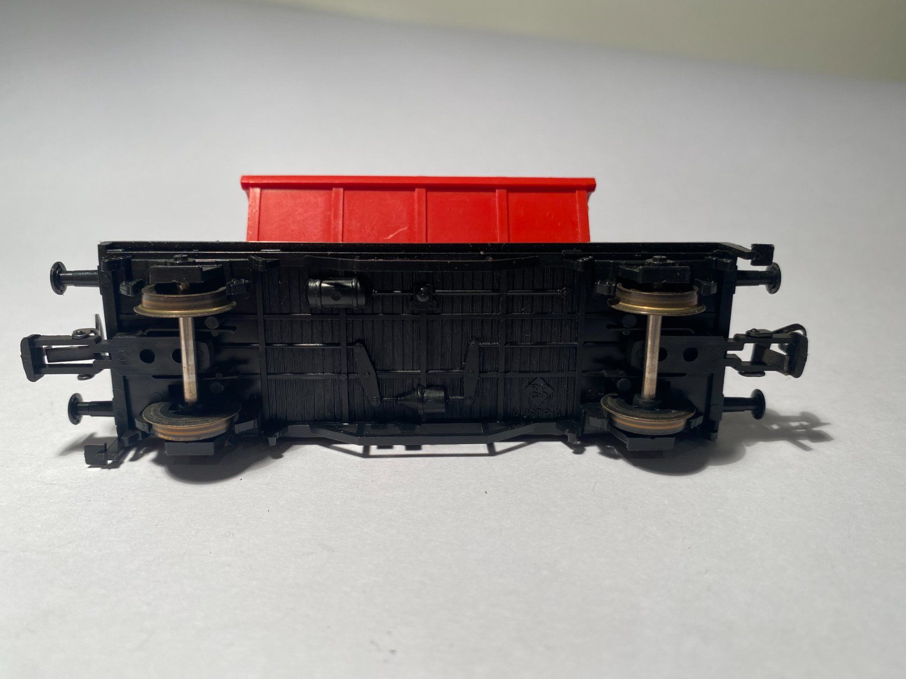 Roco Modellini di ferrovie: ROCO, Loorenwagen rot, DC Achsen – Usato da Buchrain venduto da Modellbahn11 5